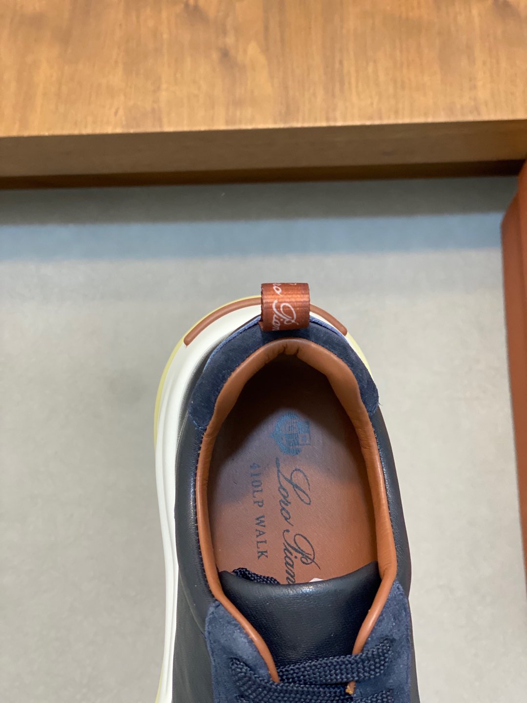 P800 Loro Piana - Nuoyu Pia Classic Joggers Men's Lace-up Casual Shoes Sneakers High-quality lightweight and comfortable fabrics outdoor leisure can be color-coordinated young and energetic with 3M reflective design with sportswear or casual suits are superb!Size: 39-44 (38, 45, 46, 47 can be customized)