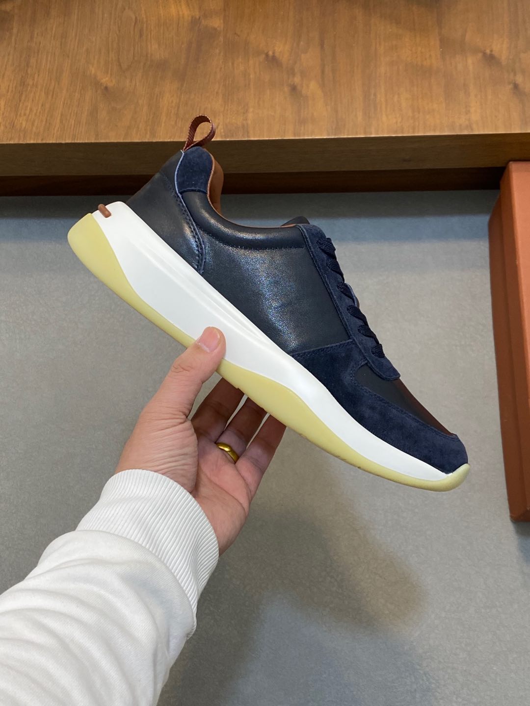 P800 Loro Piana - Nuoyu Pia Classic Joggers Men's Lace-up Casual Shoes Sneakers High-quality lightweight and comfortable fabrics outdoor leisure can be color-coordinated young and energetic with 3M reflective design with sportswear or casual suits are superb!Size: 39-44 (38, 45, 46, 47 can be customized)