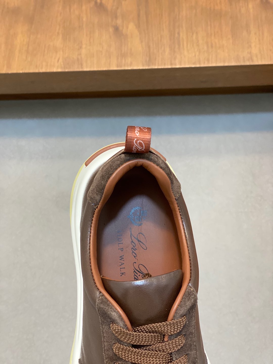 P800 Loro Piana - Nuoyu Pia Classic Joggers Men's Lace-up Casual Shoes Sneakers High-quality lightweight and comfortable fabrics outdoor leisure can be color-coordinated young and energetic with 3M reflective design with sportswear or casual suits are superb!Size: 39-44 (38, 45, 46, 47 can be customized)