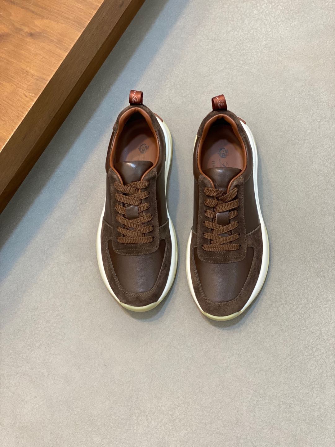 P800 Loro Piana - Nuoyu Pia Classic Joggers Men's Lace-up Casual Shoes Sneakers High-quality lightweight and comfortable fabrics outdoor leisure can be color-coordinated young and energetic with 3M reflective design with sportswear or casual suits are superb!Size: 39-44 (38, 45, 46, 47 can be customized)