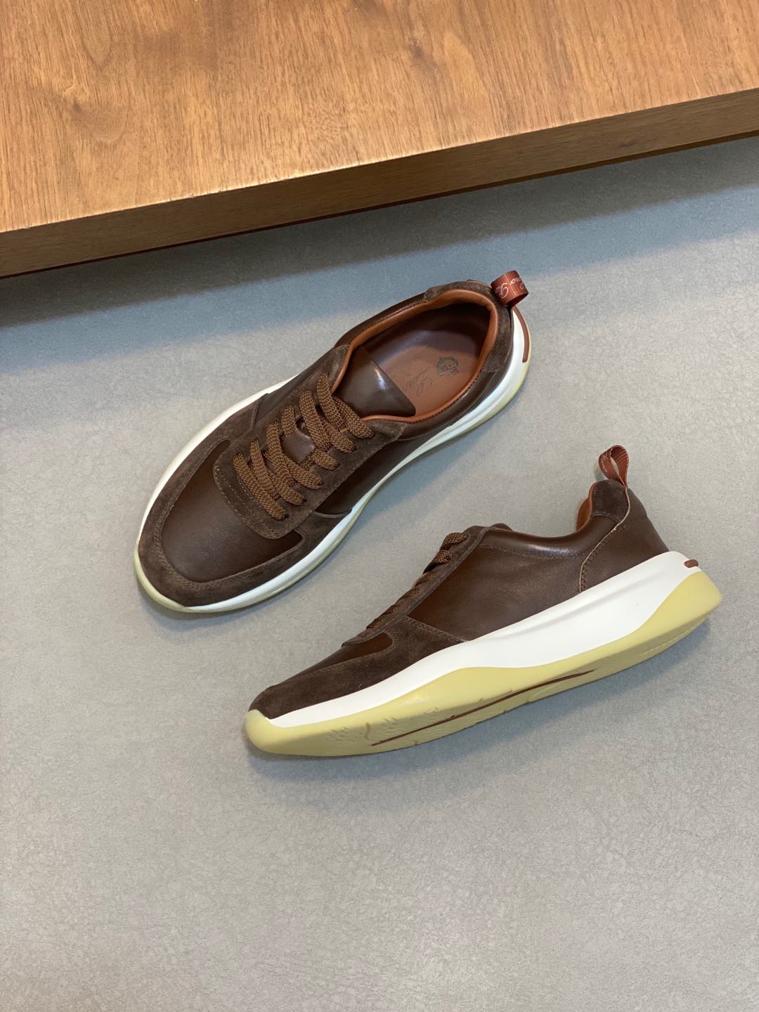 P800 Loro Piana - Nuoyu Pia Classic Joggers Men's Lace-up Casual Shoes Sneakers High-quality lightweight and comfortable fabrics outdoor leisure can be color-coordinated young and energetic with 3M reflective design with sportswear or casual suits are superb!Size: 39-44 (38, 45, 46, 47 can be customized)