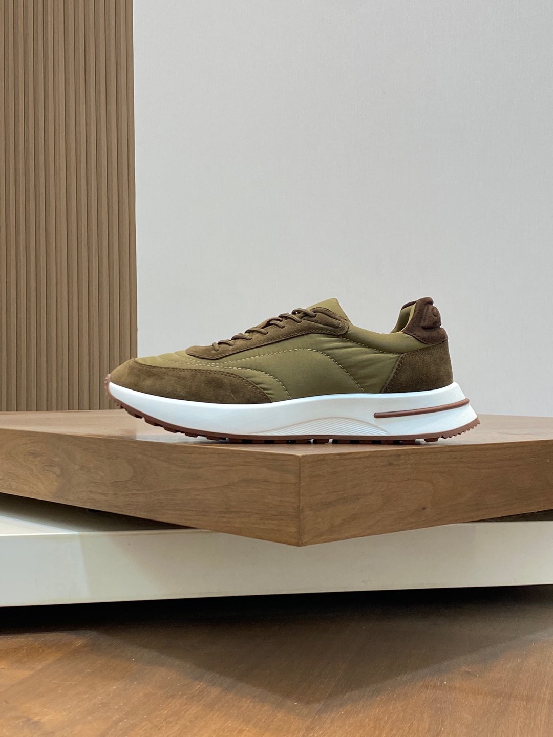 P800 Loro Piana - Nuoyu Pia Classic Joggers Men's Lace-up Casual Shoes Sneakers High-quality lightweight and comfortable fabrics outdoor leisure can be color-coordinated young and energetic with 3M reflective design with sportswear or casual suits are superb!Size: 39-44 (38, 45, 46, 47 can be customized)