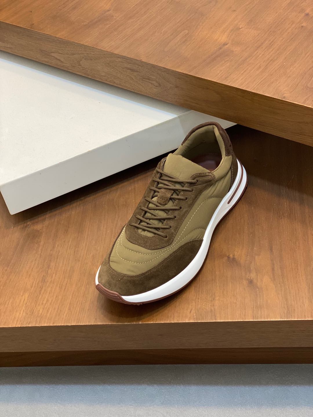 P800 Loro Piana - Nuoyu Pia Classic Joggers Men's Lace-up Casual Shoes Sneakers High-quality lightweight and comfortable fabrics outdoor leisure can be color-coordinated young and energetic with 3M reflective design with sportswear or casual suits are superb!Size: 39-44 (38, 45, 46, 47 can be customized)