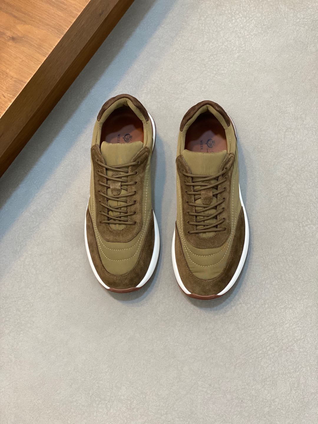 P800 Loro Piana - Nuoyu Pia Classic Joggers Men's Lace-up Casual Shoes Sneakers High-quality lightweight and comfortable fabrics outdoor leisure can be color-coordinated young and energetic with 3M reflective design with sportswear or casual suits are superb!Size: 39-44 (38, 45, 46, 47 can be customized)