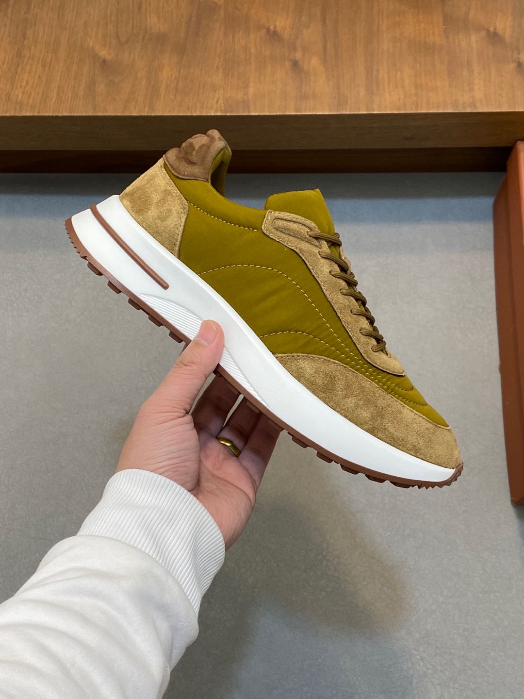 P800 Loro Piana - Nuoyu Pia Classic Joggers Men's Lace-up Casual Shoes Sneakers High-quality lightweight and comfortable fabrics outdoor leisure can be color-coordinated young and energetic with 3M reflective design with sportswear or casual suits are superb!Size: 39-44 (38, 45, 46, 47 can be customized)