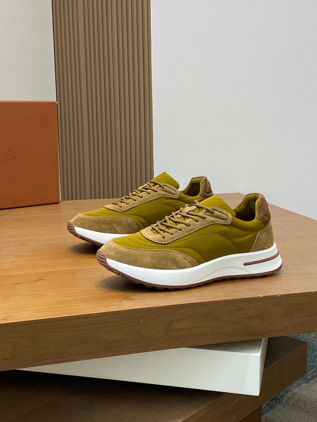 P800 Loro Piana - Nuoyu Pia Classic Joggers Men's Lace-up Casual Shoes Sneakers High-quality lightweight and comfortable fabrics outdoor leisure can be color-coordinated young and energetic with 3M reflective design with sportswear or casual suits are superb!Size: 39-44 (38, 45, 46, 47 can be customized)