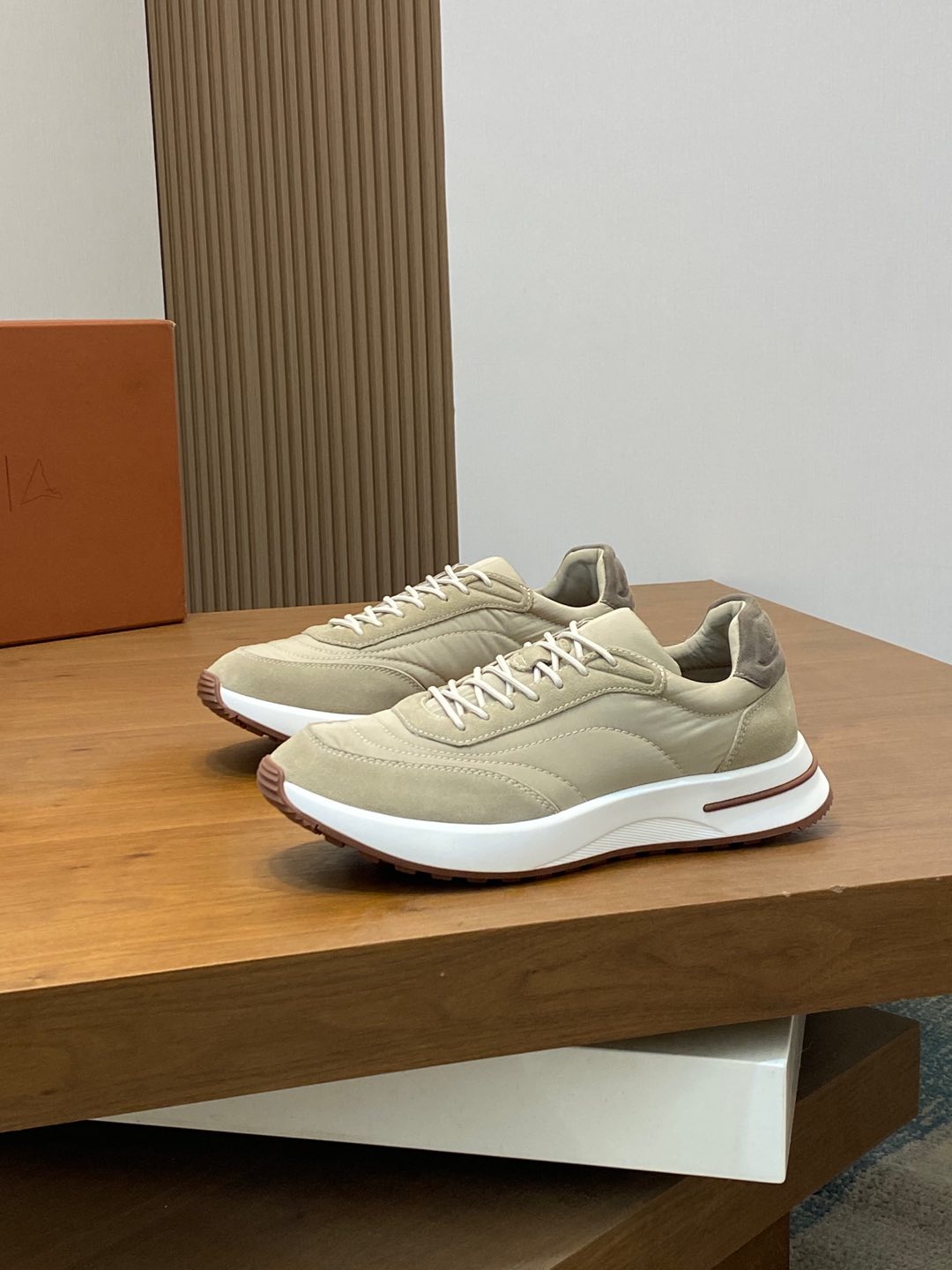 P800 Loro Piana - Nuoyu Pia Classic Joggers Men's Lace-up Casual Shoes Sneakers High-quality lightweight and comfortable fabrics outdoor leisure can be color-coordinated young and energetic with 3M reflective design with sportswear or casual suits are superb!Size: 39-44 (38, 45, 46, 47 can be customized)