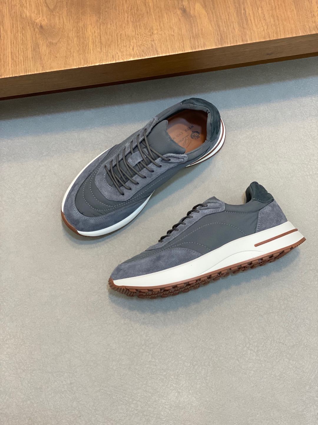 P800 Loro Piana - Nuoyu Pia Classic Joggers Men's Lace-up Casual Shoes Sneakers High-quality lightweight and comfortable fabrics outdoor leisure can be color-coordinated young and energetic with 3M reflective design with sportswear or casual suits are superb!Size: 39-44 (38, 45, 46, 47 can be customized)