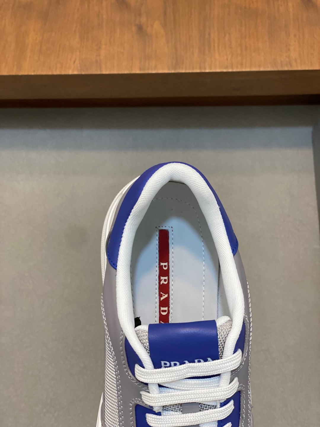 P760 P family classic models original configuration: Italy imported patent leather with breathable Y version of the cloth upper, imported breathable activity pads with mesh lining, the original two-color wear-resistant molding sole, high quality, welcome to compare Size: 39-44 (38, 45, 46, customized)-High-fashion bags