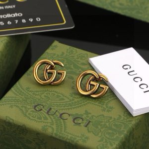 P80 Gucci 古驰 耳钉  高端 打造 美到哭因为是限量版你根本无法在店内看到一到真的bling 这一组简直不要太震撼不要太完美赞呆了-高仿包包