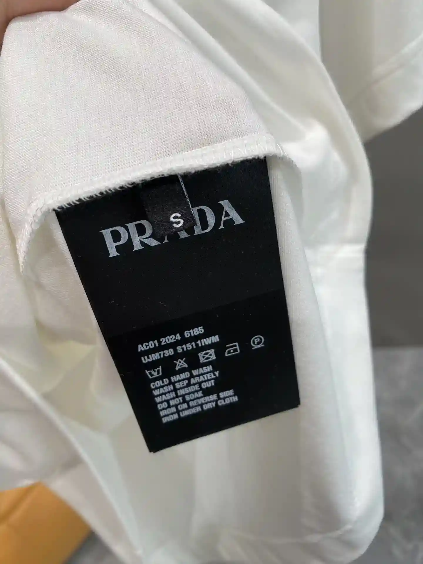 Picture [8]-"𝙉𝙚𝙬🤍 Prada" Prada Classic black T low-key in the luxury Black T-shirt! Classic black versatile and thin chest delicate white logo pattern simple but not lose the sense of luxury Prada style show fabric texture superb XS-L🅿️440-High Faux Bags